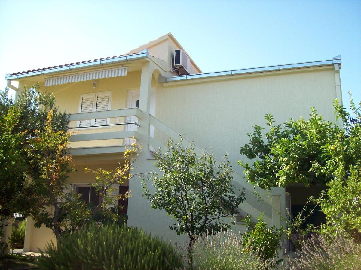 Apartments By The Sea Sevid, Trogir - 11505 Экстерьер фото